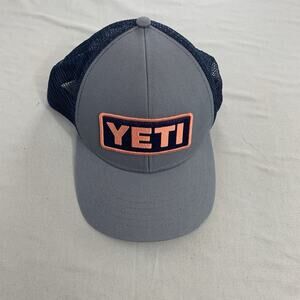 YETI Hat Cap Snap Back Blue Gray Mesh Trucker Built for the Wild Mens